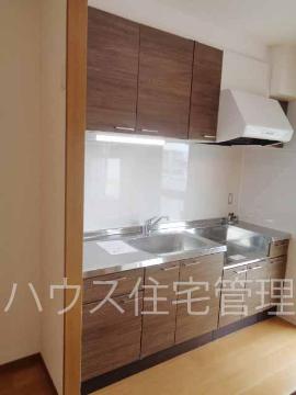 阪急京都線 総持寺駅 徒歩13分 11階建 築26年のキッチン写真