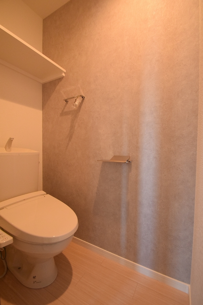 Regalest Fleurir 江波本町のトイレ写真
