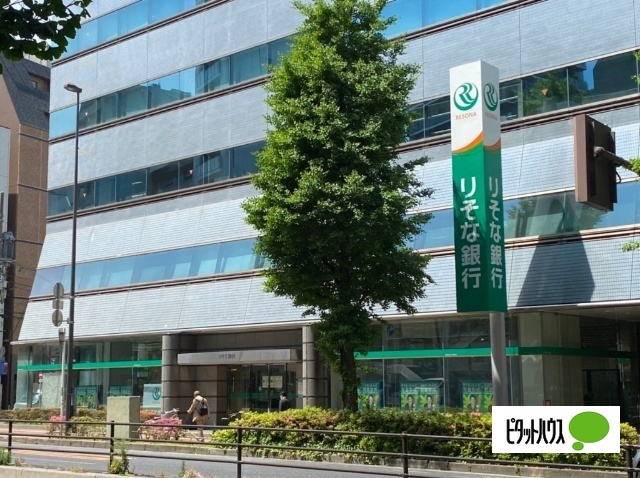 銀行　りそな銀行本郷支店（銀行）まで177m