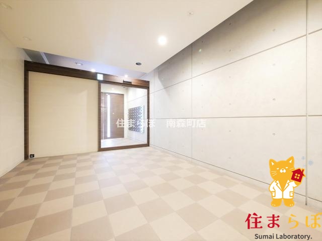 地下鉄中央線 堺筋本町駅 徒歩10分 15階建 築12年の外観写真