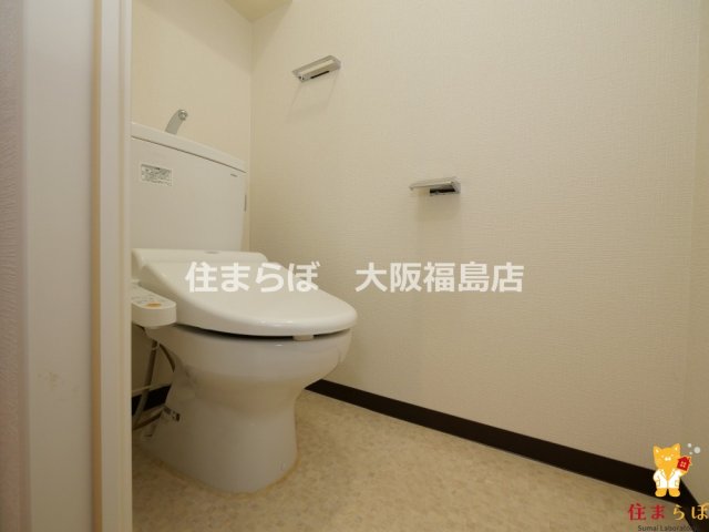 地下鉄中央線 堺筋本町駅 徒歩10分 15階建 築12年のトイレ写真