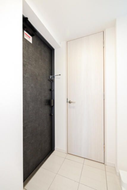 玄関　※写真は同タイプ住戸です。