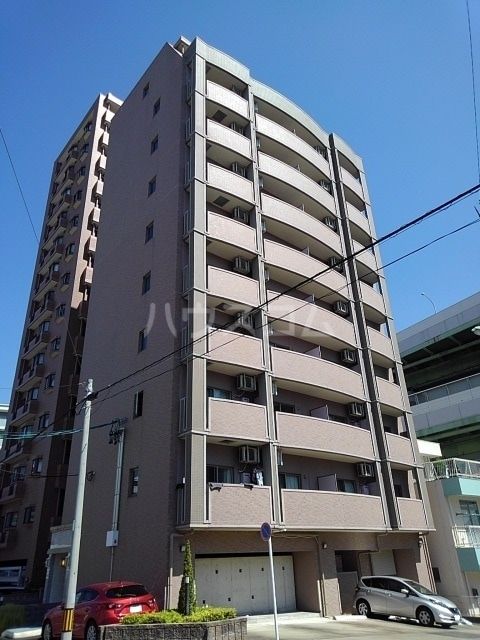 アゲート 白壁の外観写真