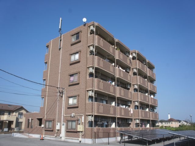建物外観　5階建てマンションです♪