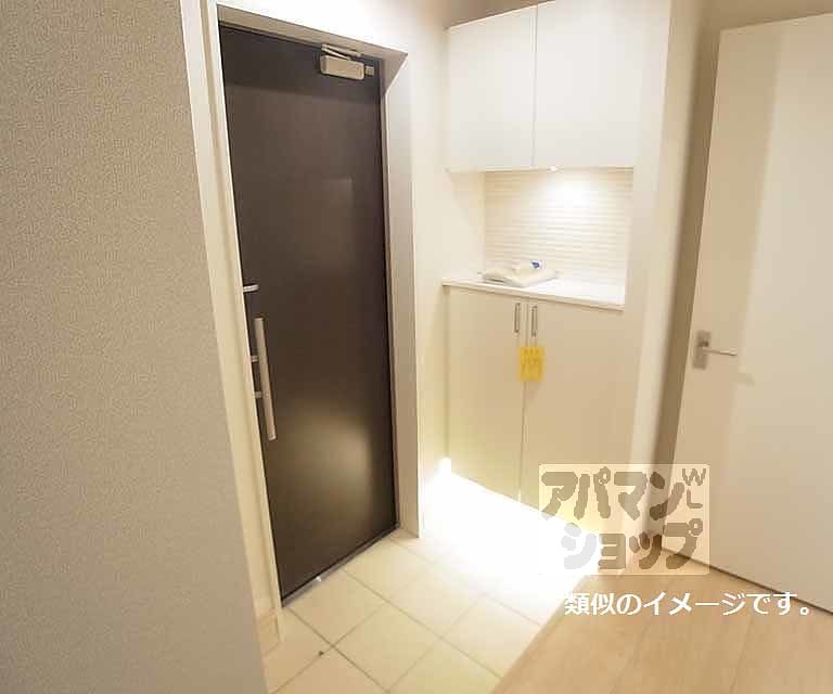 Rose Court N棟・T棟の玄関写真