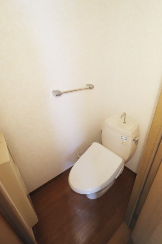 トイレ　図面と現状に相違がある場合には現状を優先