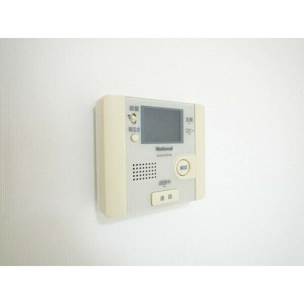 セキュリティ　来客の顔が見えて安心！TVモニターホン付きです♪