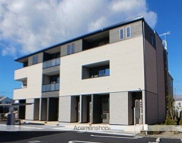 小田急江ノ島線 湘南台駅 バス乗車時間：12分 最寄りバス停で下車 徒歩5分 築1年
