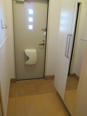 ＪＲ水戸線 結城駅 徒歩29分 2階建 築13年の玄関写真