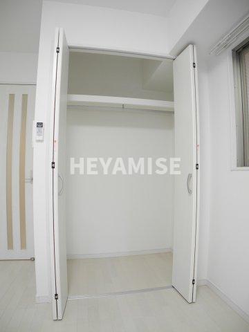 収納　※反転間取りの別の階のお部屋の画像です※現況を優先します