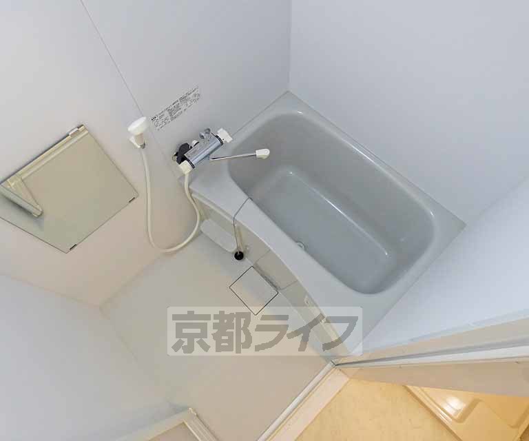 バス・シャワールーム　バスです
