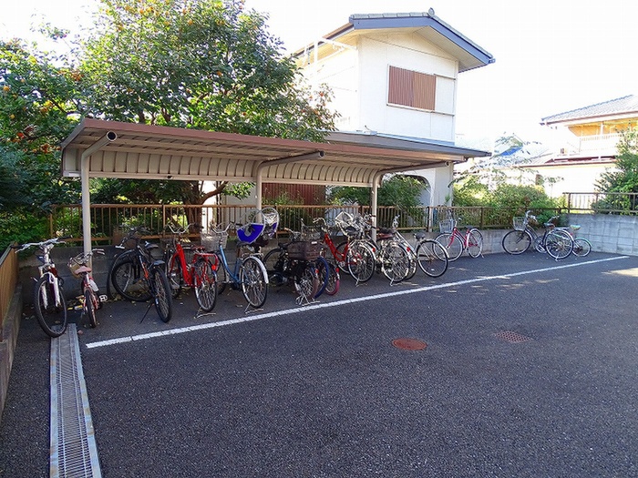 コンフォール滝上の外観写真