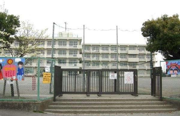 小学校　門沢橋小学校（小学校）まで1313m