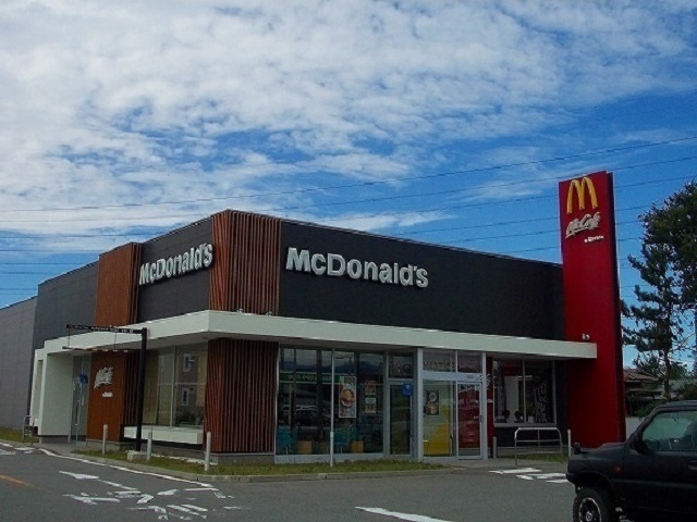 飲食店　マクドナルド　飯島店（飲食店）まで1300m