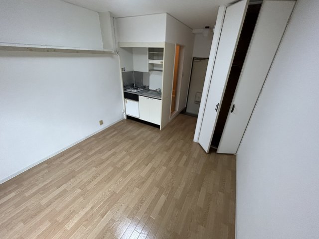 エクセルハイツの居間写真