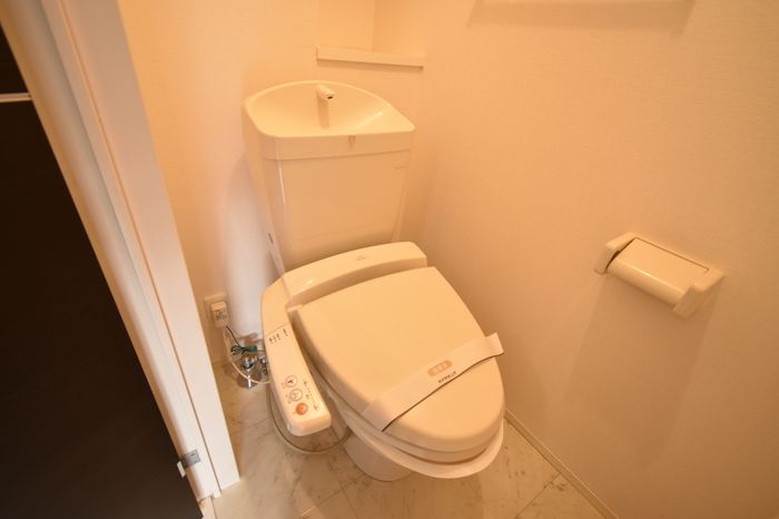 D-room金泉寺のトイレ写真