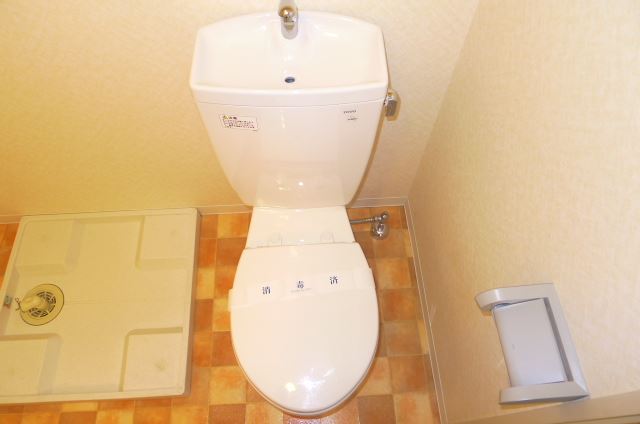 トイレ　トイレ・室内洗濯機置き場