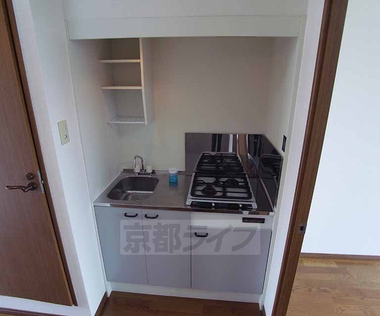 キッチン　何と２口コンロです。