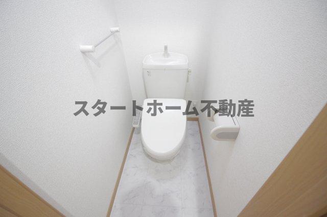 トイレ　コンパクトで使いやすいトイレです