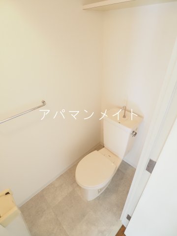 トイレ　コンパクトで使いやすいトイレです
