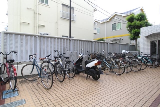 その他共有部分　自転車置き場