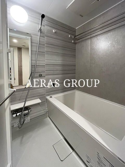 バス・シャワールーム　別部屋同仕様タイプ