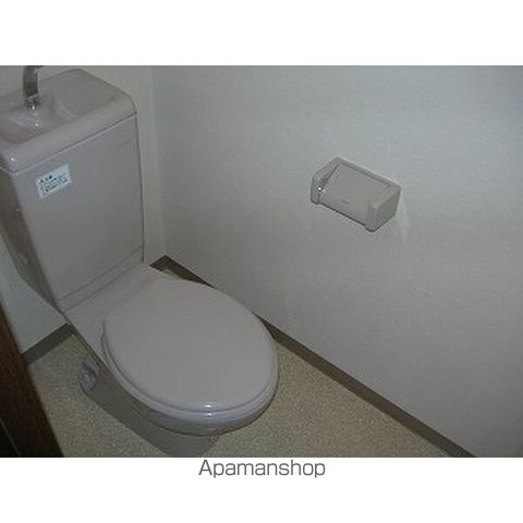 ＪＲ高山本線 鵜沼駅 徒歩9分 3階建 築27年のトイレ写真