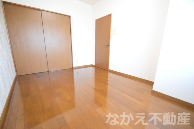 その他部屋・スペース　落ち着いて過ごせるお部屋なので、寝室にいかがでしょうか