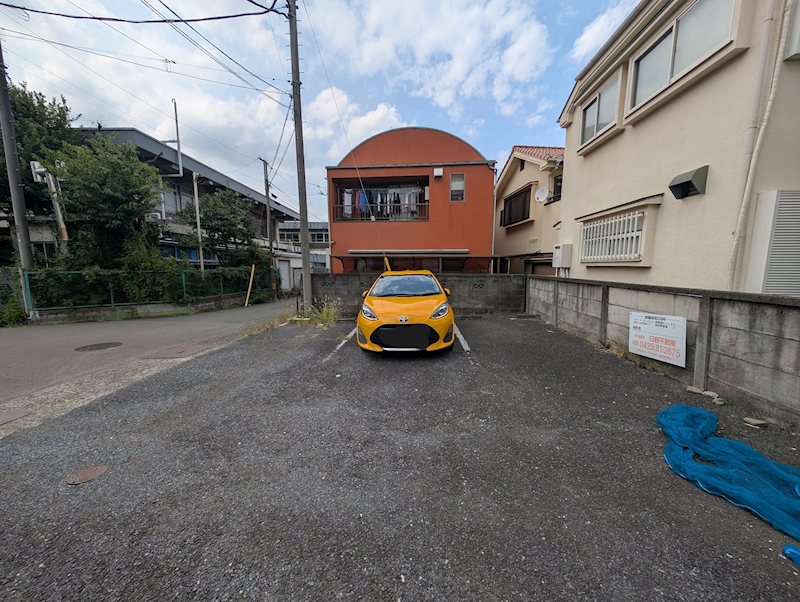 駐車場　駐車場空き2台分