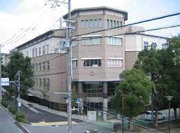 小学校　神戸市立 高羽小学校（小学校）まで183m
