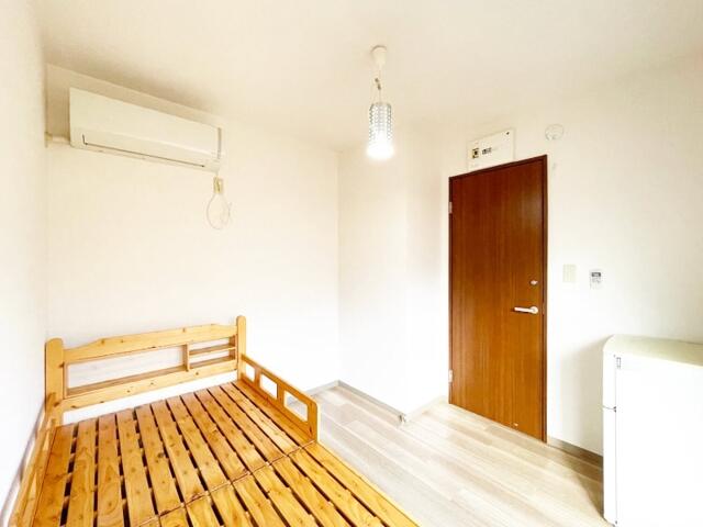 居室・リビング　※室内写真は同物件別部屋
