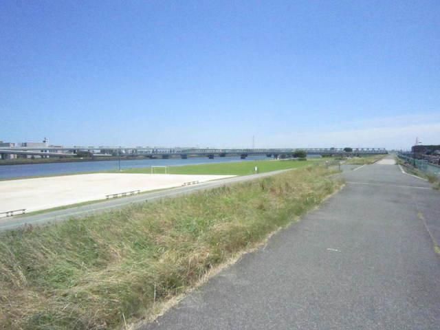 公園　平井運動公園（公園）まで175m