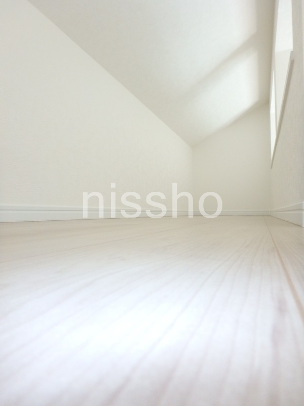 その他部屋・スペース　小屋裏収納♪