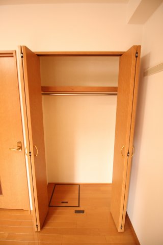 収納　（同タイプ参考写真）ゾンエスポワール　　北区東田端1 メゾン