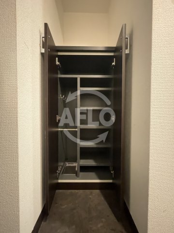 収納　ライジングコートベイシティ西九条ノース　シューズボックス