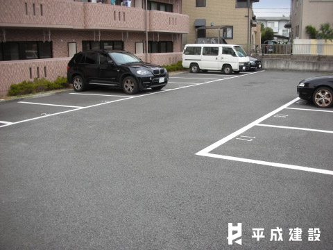 駐車場　駐車場