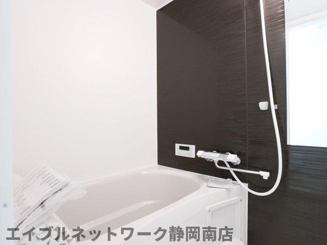 バス・シャワールーム　日々の暮らしに欠かせないお風呂です