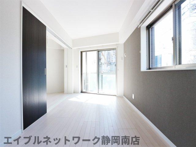 居室・リビング　おしゃれな居間です