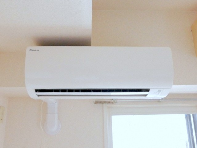 その他設備　夏も快適なエアコン付きです♪