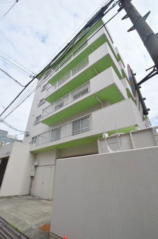 建物外観　しっかりとした外観