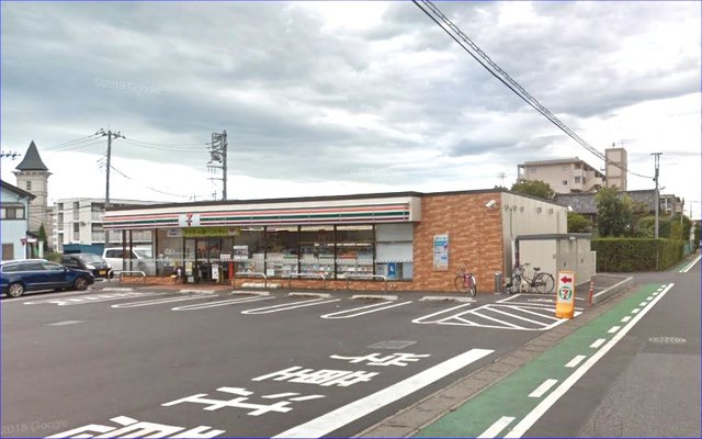 コンビニ　セブンイレブン小山駅南町1丁目店（コンビニ）まで320m