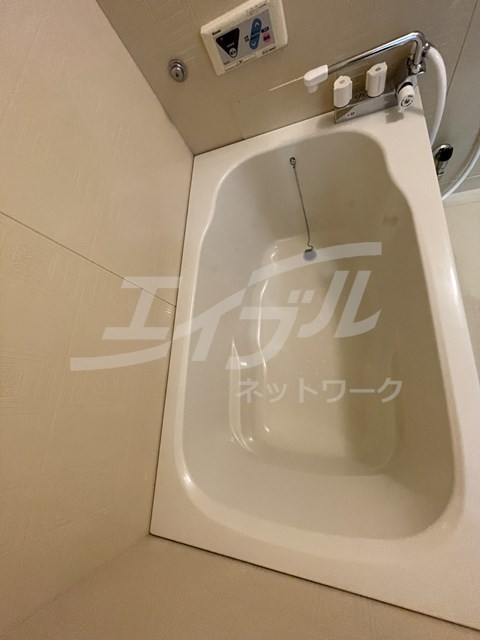 【山田マンションのバス・シャワールーム】