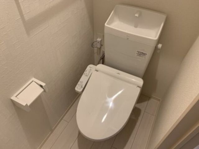 【D-roomフェニックス糸島IIのトイレ】