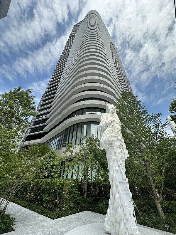 【Ｂｒｉｌｌｉａ　Ｔｏｗｅｒ　堂島の建物外観】