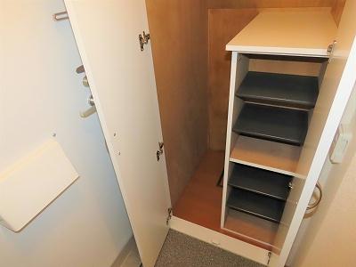 玄関　シューズボックスあり