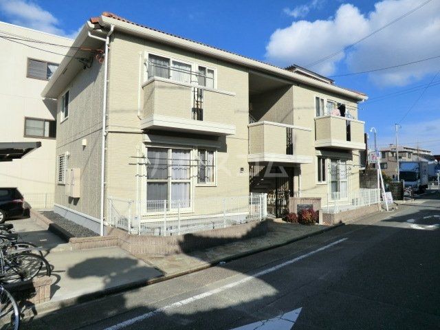 名古屋市南区菊住のアパートの建物外観