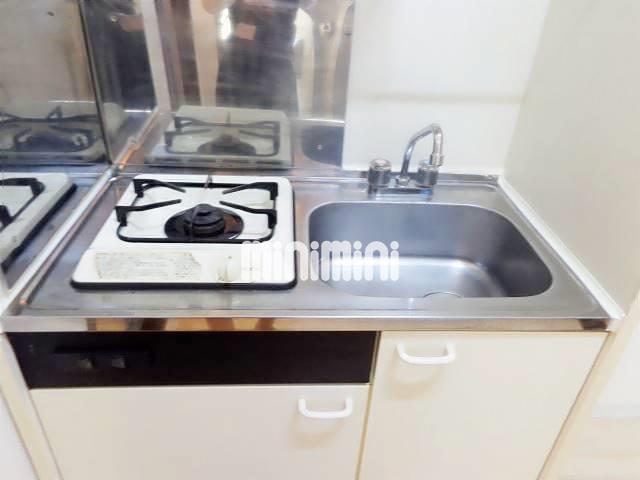 キッチン　１口コンロのついたキッチンスペース。