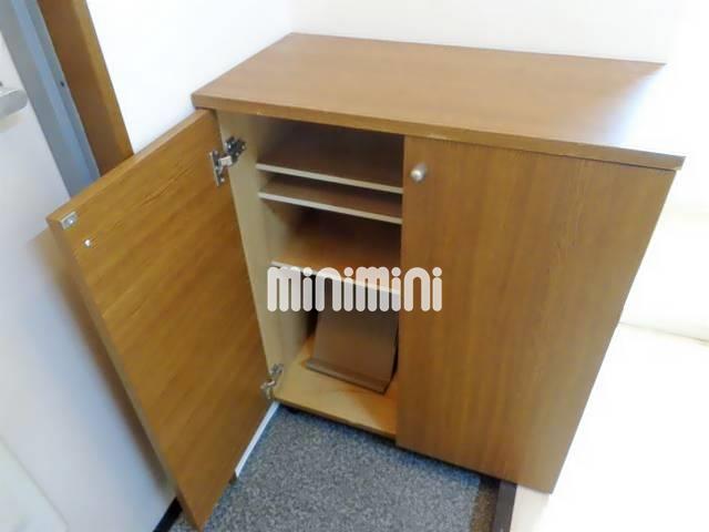 その他設備　下駄箱完備で玄関すっきり。