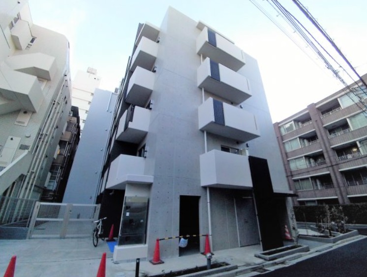 建物外観　Apru（エプル）
