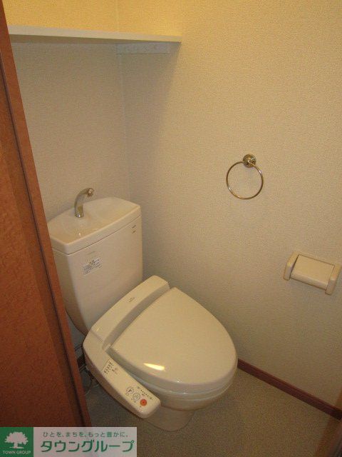 その他　温水洗浄便座有・収納棚有